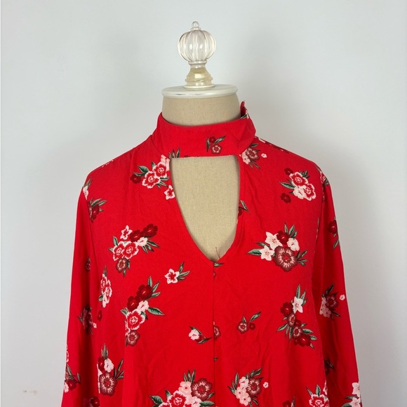 Atmosphere Blouse Red Floral Flare Sleeve Cut Out 6 - Picture 2 of 9